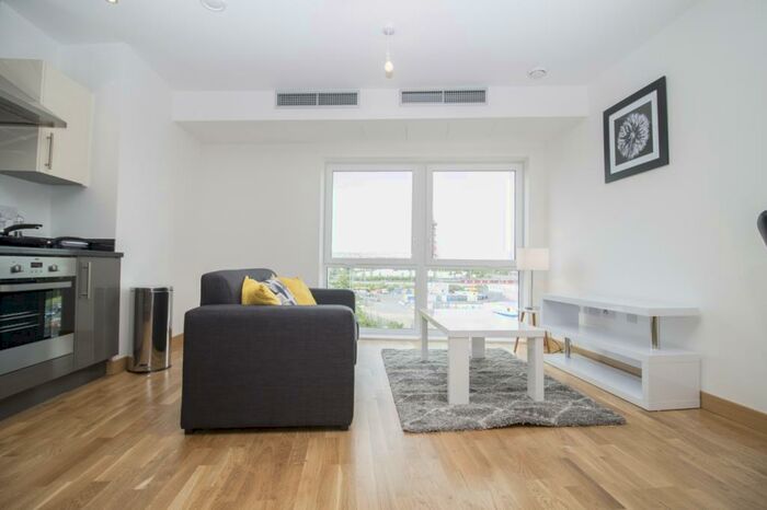1 Bedroom Apartment To Rent In River Heights, Stratford Riverside, Stratford, E15