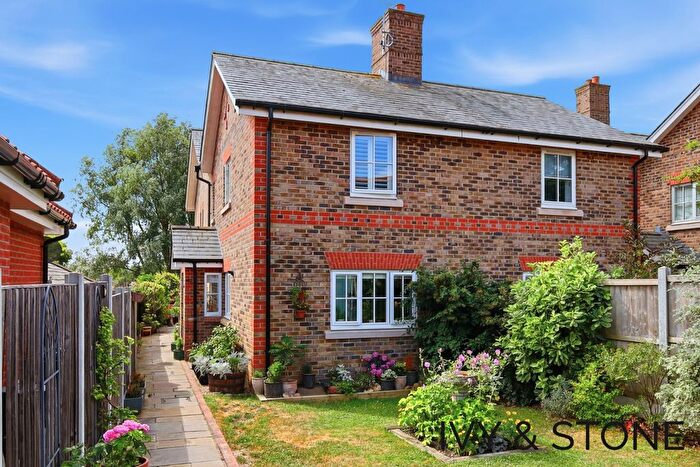 3 Bedroom Semi Detached House For Sale In Ridley Green, Hartford End, Chelmsford, Essex, CM3