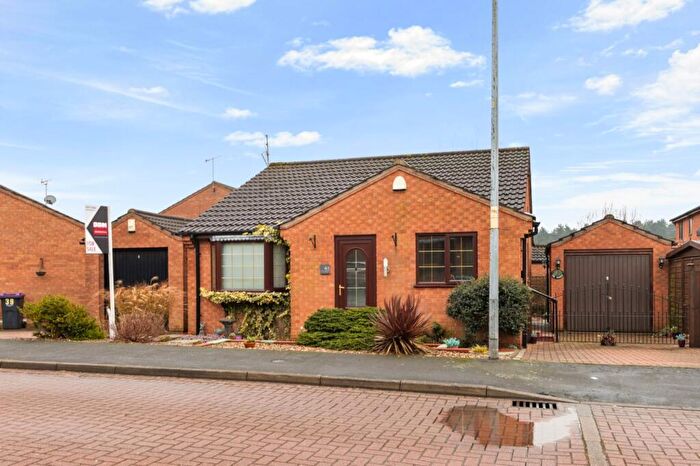 3 Bedroom Bungalow For Sale In The Pines, Gainsborough, DN21