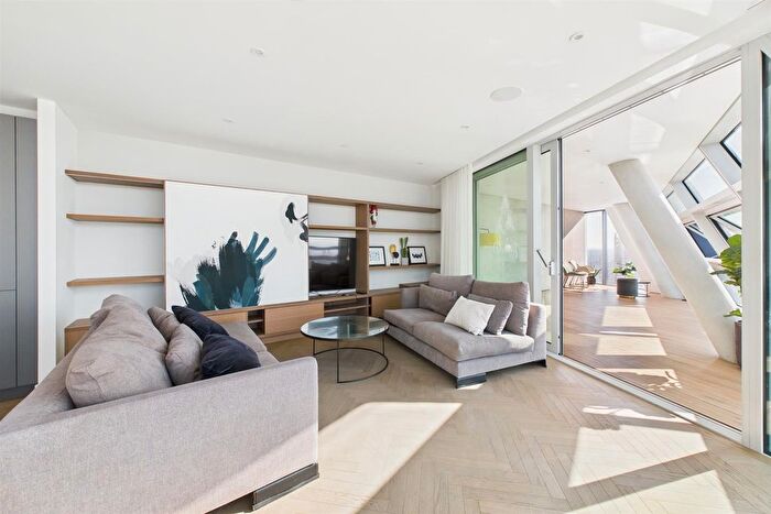 2 Bedroom Flat To Rent In Two Fifty One, London, SE1