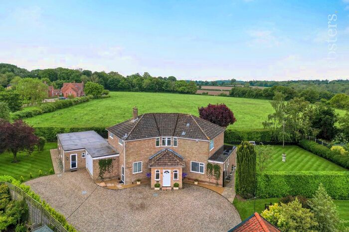 5 Bedroom Detached House For Sale In The Common, Swardeston, Norwich, NR14