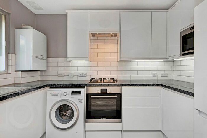 2 Bedroom Flat To Rent In Alexandra Road, Wimbledon, SW19