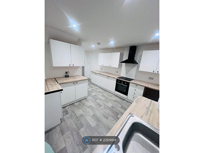 3 Bedroom End Of Terrace House To Rent In Sullivan Circle, Newport, NP19