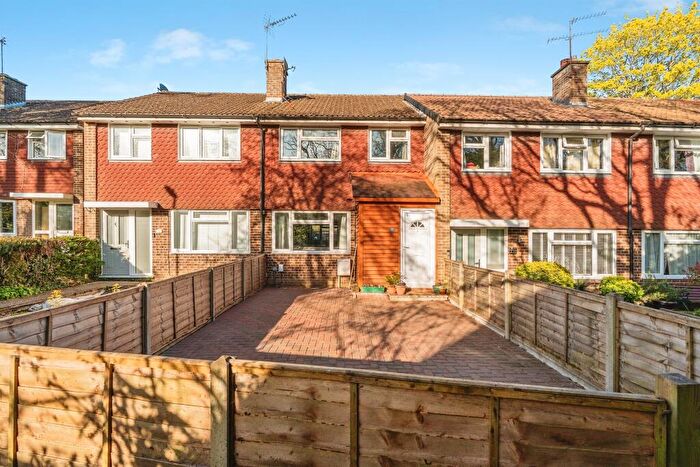 3 Bedroom Terraced House For Sale In Richmond Close, Calmore, Southampton, SO40