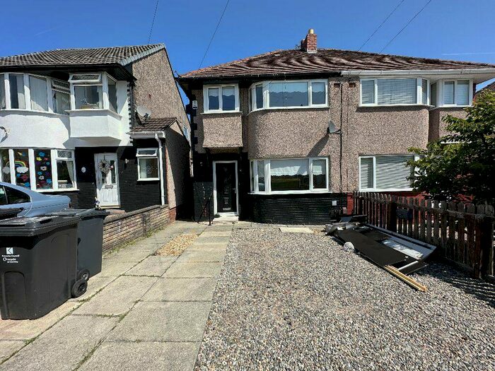3 Bedroom Semi-Detached House To Rent In Coronation Ave, Bed Semi, L14
