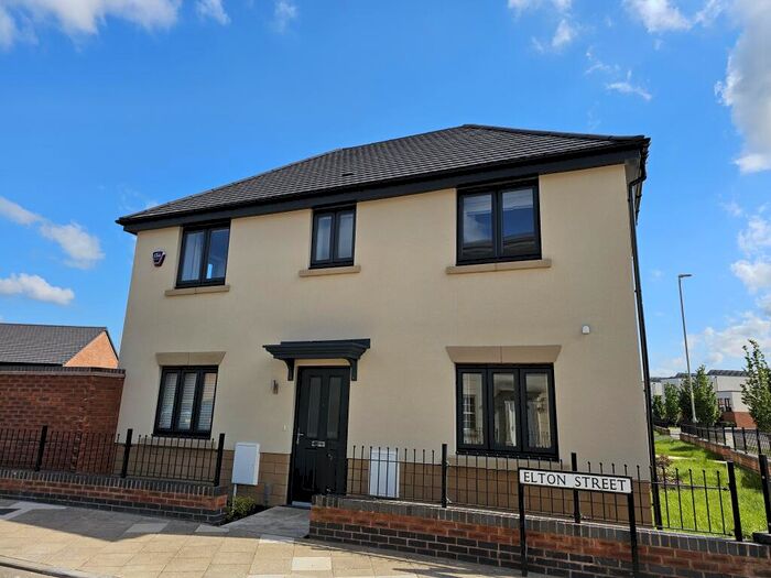 3 Bedroom Detached House To Rent In Elton Street, Corby, NN17