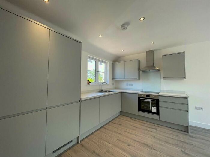 1 Bedroom Apartment To Rent In Long Meadow Drive, Wilstead, Bedfordshire, MK45