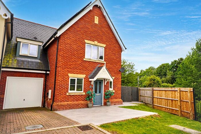 4 Bedroom Semi Detached House For Sale In James Place, Stansted, CM24