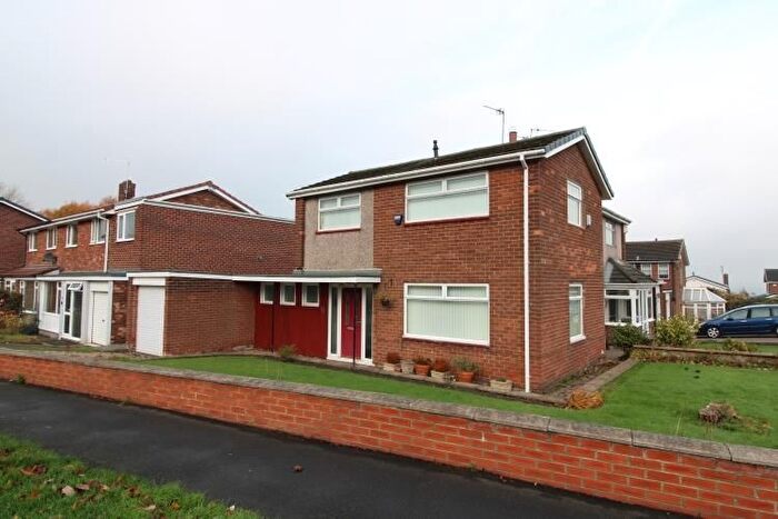 2 Bedroom Semi-Detached House For Sale In Hanover Drive, Winlaton, Blaydon-On-Tyne, NE21