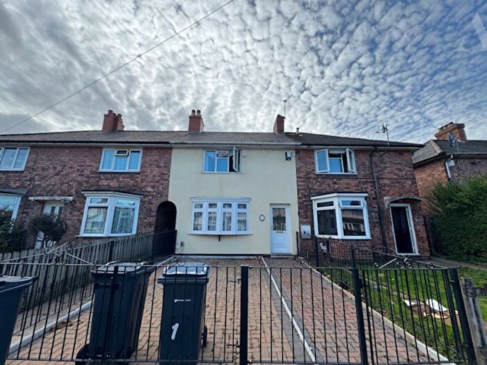 3 Bedroom Terraced House For Sale In Findon Road, Birmingham, West Midlands, B8