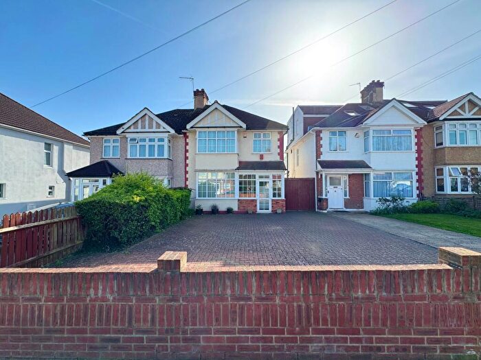 3 Bedroom Semi Detached House For Sale In Elmstead Avenue, Wembley, HA9