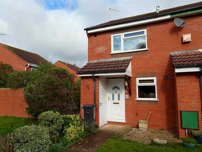 2 Bedroom End Of Terrace House To Rent In Dowell Close, Taunton TA2