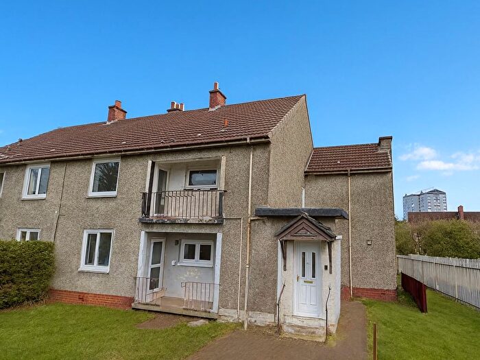 3 Bedroom Flat To Rent In Cumberland Place, Coatbridge, ML5