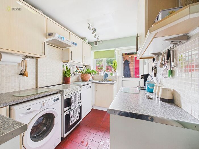 3 Bedroom End Terrace House For Sale In Chadwick Road, Sutton Coldfield, B75