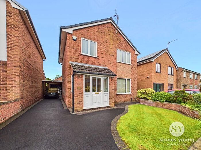 3 Bedroom Detached House For Sale In Elm Close, Rishton, BB1