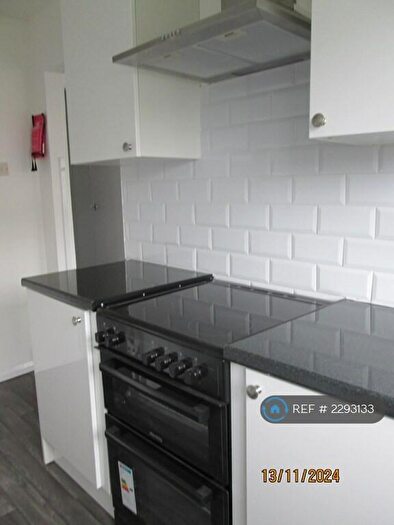 2 Bedroom Flat To Rent In Haig Court, Chelmsford, CM2