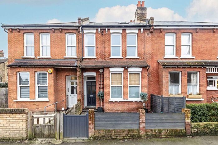 1 Bedroom Flat To Rent In Stockfield Road, London, SW16