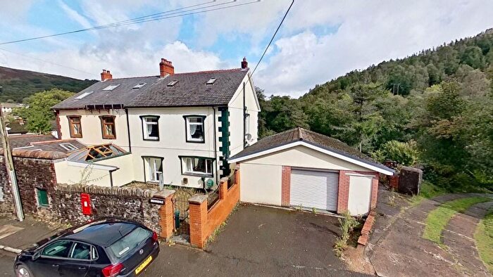 7 Bedroom Semi-Detached House For Sale In Brookdale, Llanwonno Road, Cwmaman, Aberdare, Mid Glamorgan, CF44