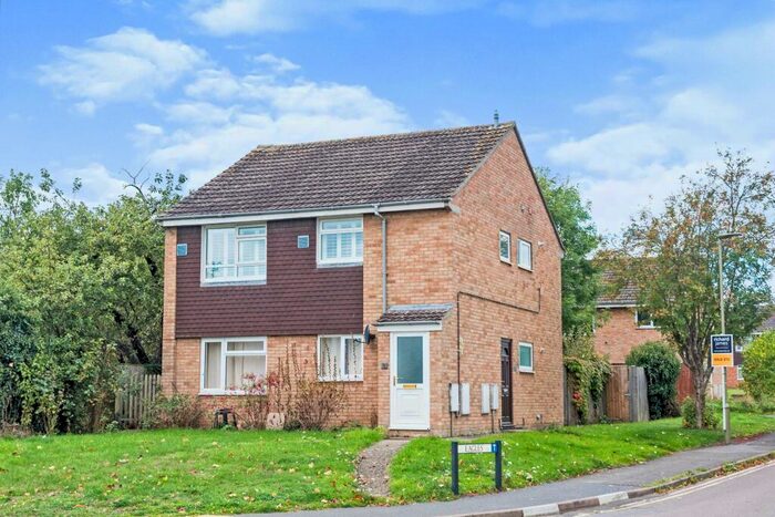 2 Bedroom Apartment To Rent In Eagles, Faringdon, SN7