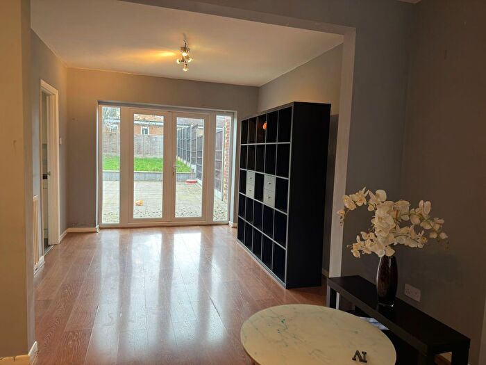 3 Bedroom Terraced House To Rent In Cheriton Avenue, Ilford, IG5