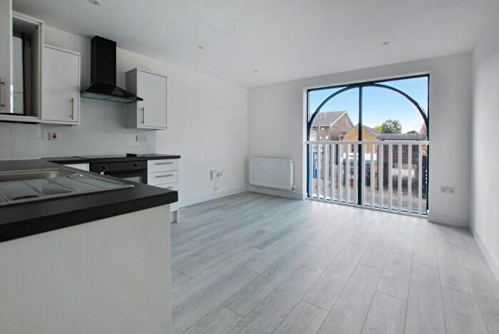 1 Bedroom Flat To Rent In Station Road, Longfield, DA3