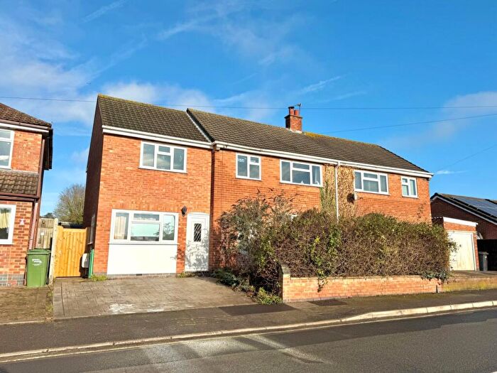 4 Bedroom Semi Detached House For Sale In Laycock Avenue, Melton Mowbray, LE13