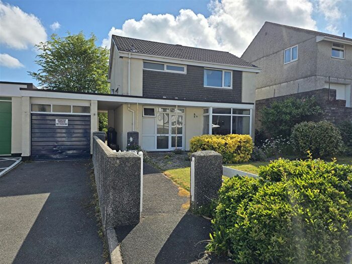 3 Bedroom Detached House For Sale In Saltash Road, Callington, PL17