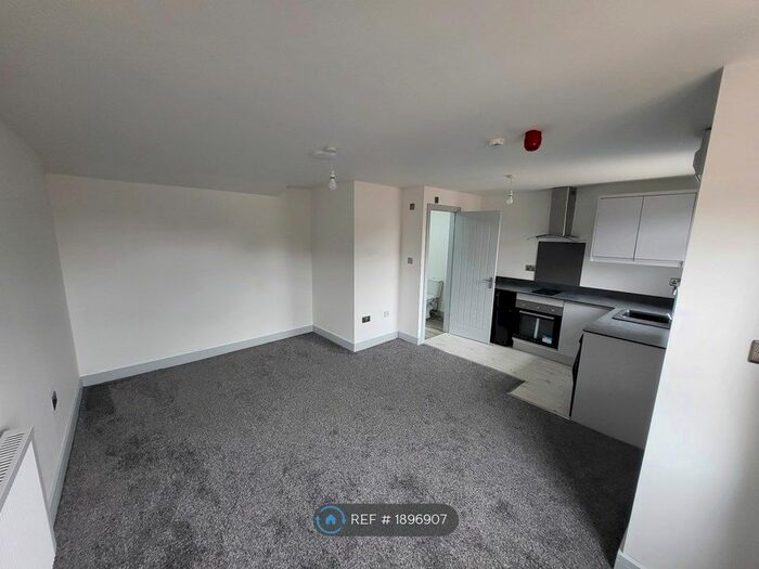 Studio To Rent In E St. James Lane, Coventry, CV3