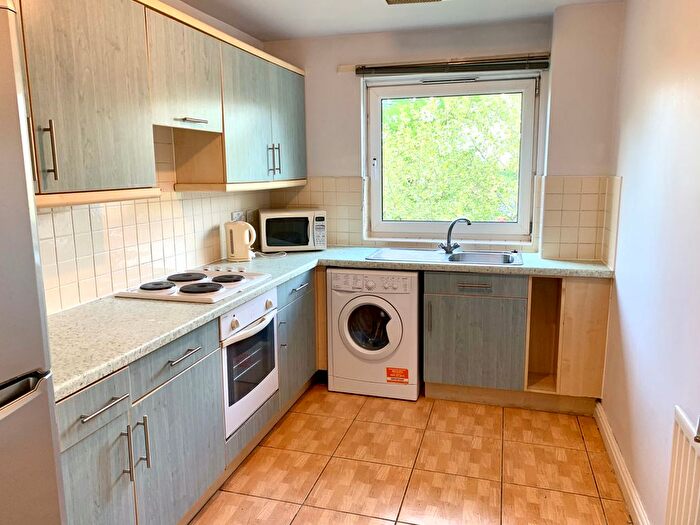 2 Bedroom Property To Rent In The Deansgate, Manchester, M14