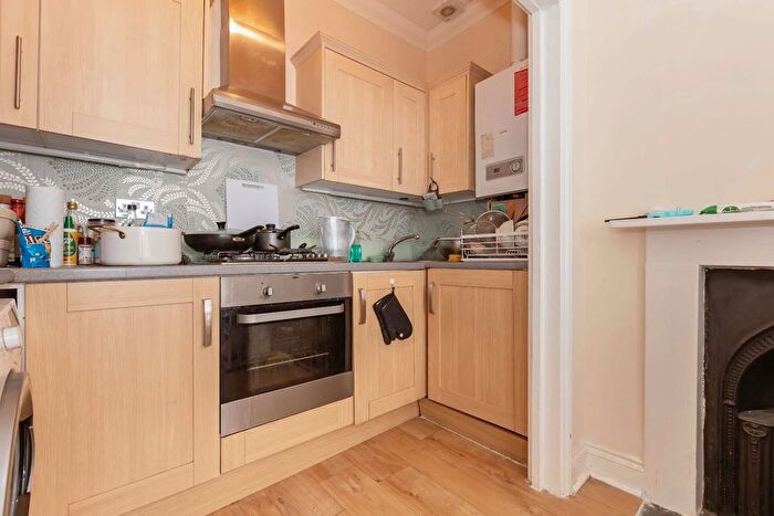 1 Bedroom Flat For Sale In Ditchling Road, Brighton, BN1
