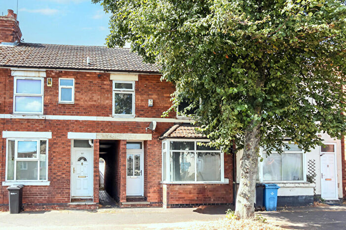 3 Bedroom Terraced House To Rent In Windmill Avenue, Kettering, NN16