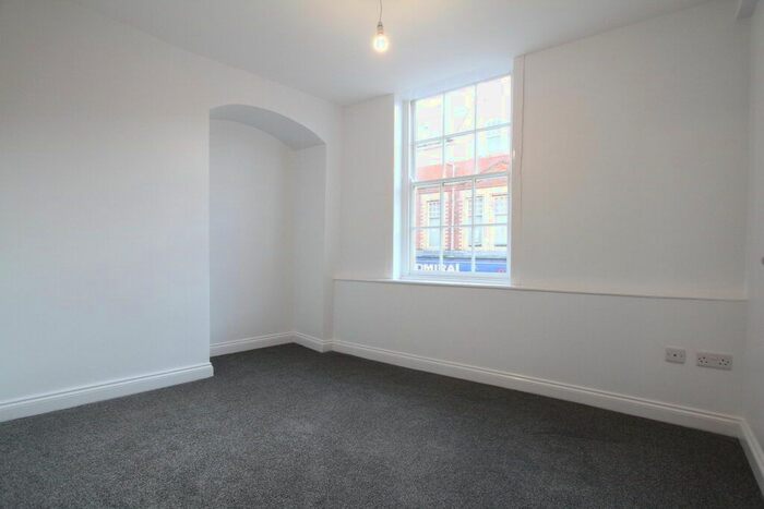 1 Bedroom Flat To Rent In Parsons Street, Banbury, Oxon, OX16