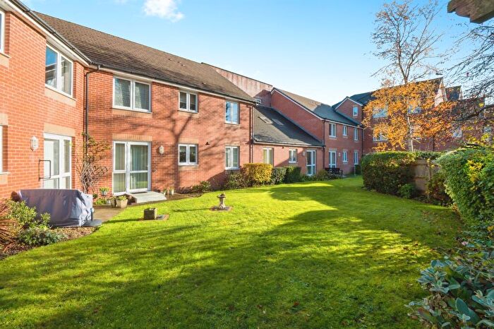 1 Bedroom Flat For Sale In Oakley Road, Southampton, SO16