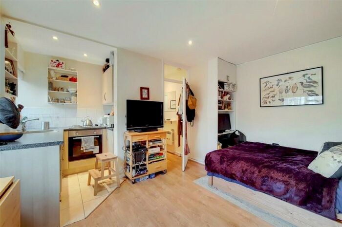 Studio To Rent In Rochester Terrace, London, NW1