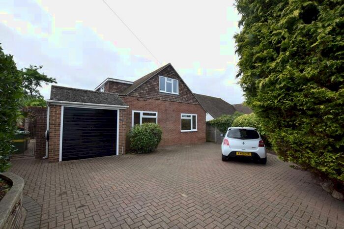 5 Bedroom Detached Bungalow To Rent In Cripple Street, Maidstone, ME15