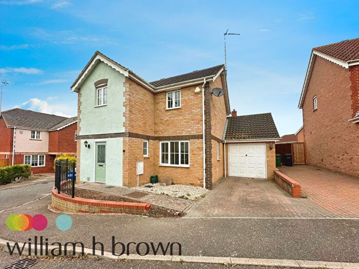 3 Bedroom Detached House To Rent In Rye Grass Way, Braintree, CM7