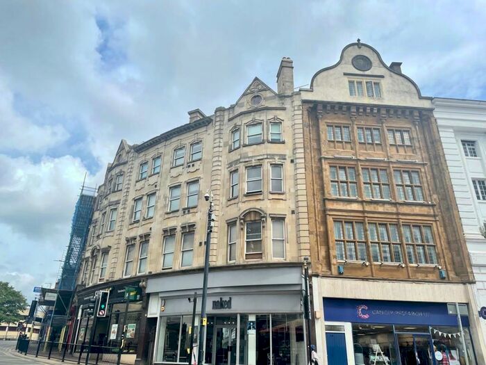 1 Bedroom Flat To Rent In The Parade, Northampton, NN1