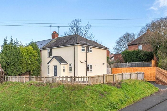 3 Bedroom Semi-Detached House For Sale In Summergate, Gornal, Dudley, West Midlands, DY3