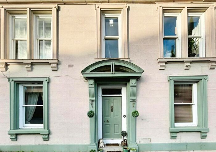 2 Bedroom Flat To Rent In Laurieknowe, Dumfries, Dumfries And Galloway, DG2