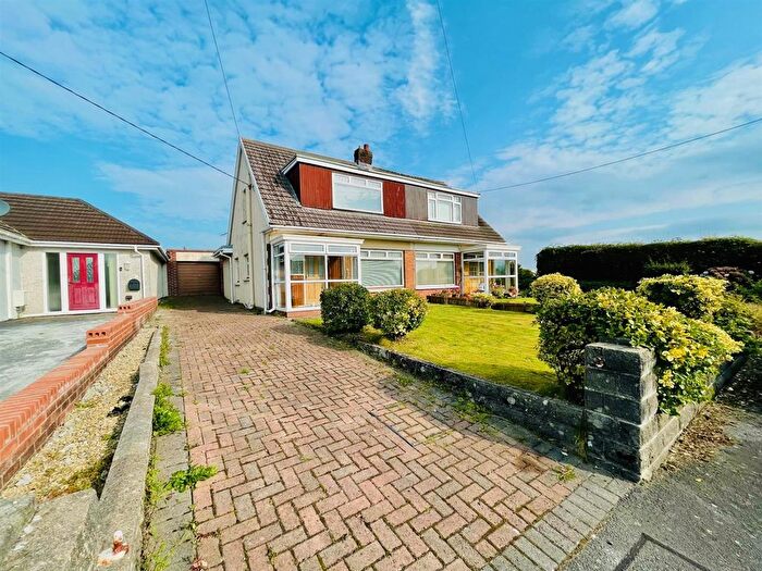 3 Bedroom Semi-Detached House For Sale In Penlan, Bryn, Llanelli, SA14