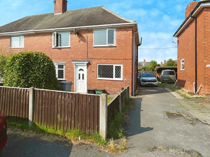 3 Bedroom Semi-Detached House To Rent In Fourth Avenue, Edwinstowe, NG21