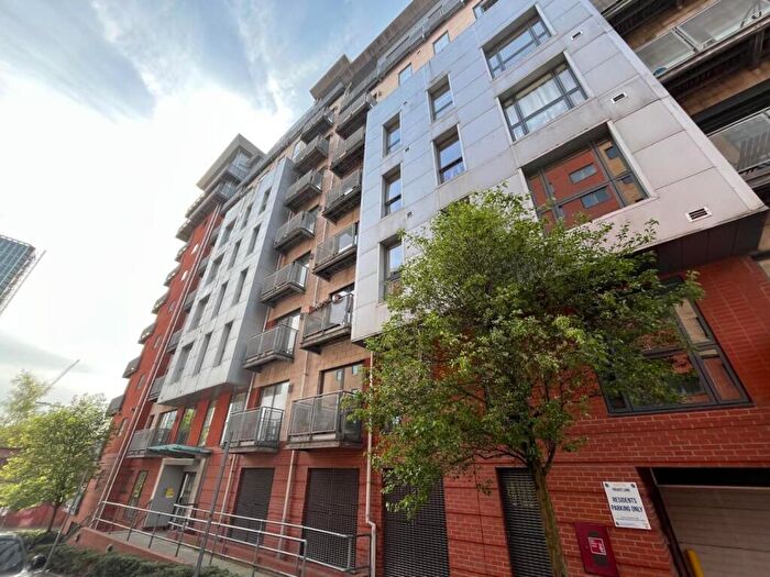 1 Bedroom Apartment To Rent In Lord Street, Manchester, M4