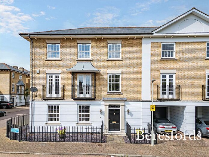 5 Bedroom End Of Terrace House For Sale In Pewterers Avenue, Bishop's Stortford, CM23