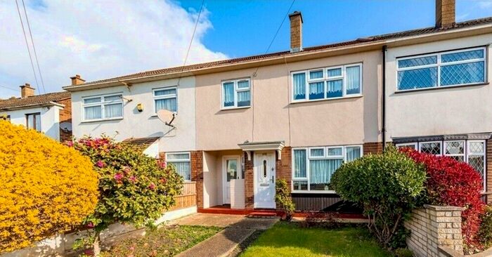 3 Bedroom Terraced House To Rent In Bastable Road, Barking, London, IG11