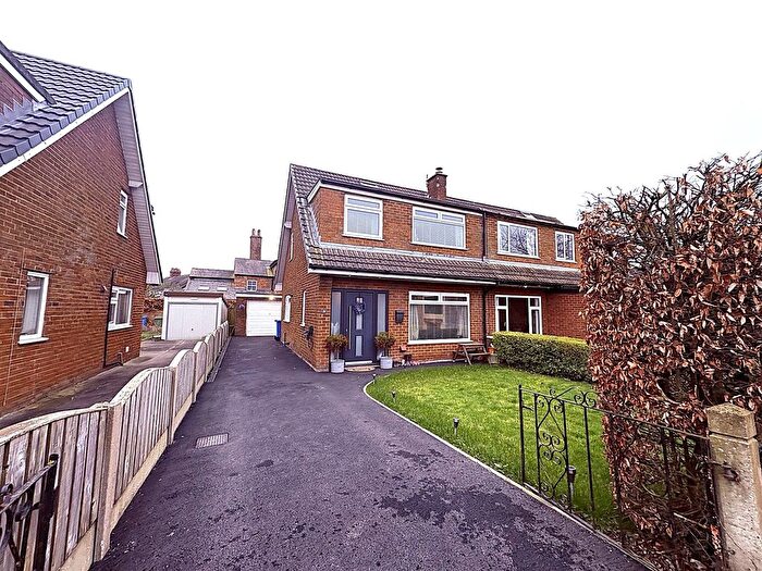 3 Bedroom Semi-Detached House For Sale In Pennine Gardens, Garstang, PR3