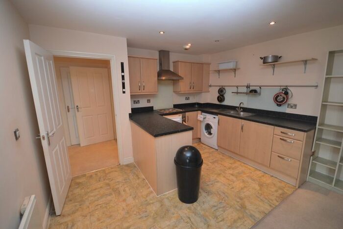 2 Bedroom Flat To Rent In Olsen Rise, Lincoln, LN2