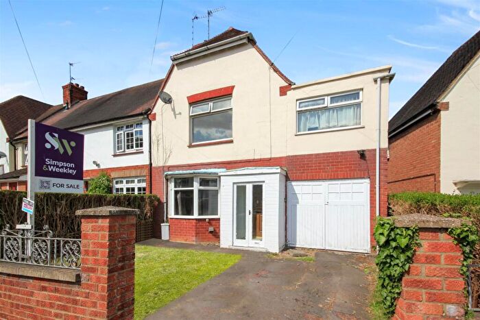 3 Bedroom Semi-Detached House For Sale In Mannock Road, Wellingborough, NN8