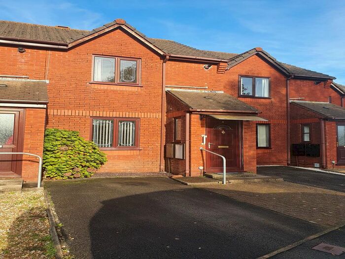 2 Bedroom Property To Rent In Maes Maddock, Gorseinon, Swansea SA4