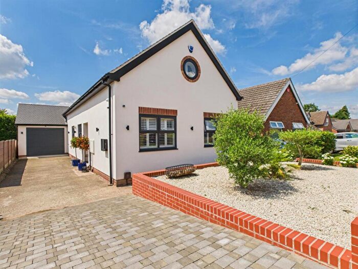 4 Bedroom Detached House For Sale In Burdett Way, Repton, DE65
