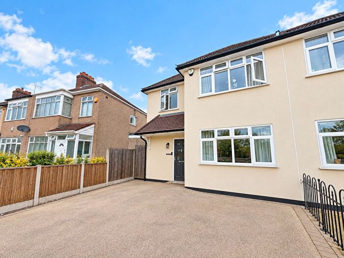 3 Bedroom Semi-Detached House To Rent In Saffron Road, Collier Row, RM5
